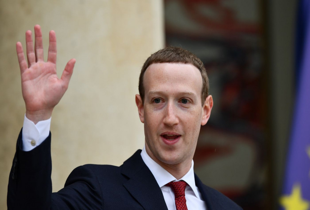 Tai sao Mark Zuckerberg la 'nguoi nguy hiem nhat the gioi'?