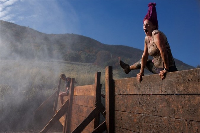 5. Vượt chướng ngại vật bẩn: Đường đua sẽ được trang bị nhiều chướng ngại vật lấm bẩn khác nhau.