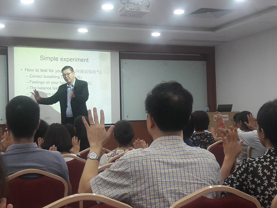 Can trong roi bay “hut tien” tu cong ty quang cao Khoi Nguyen Media-Hinh-4