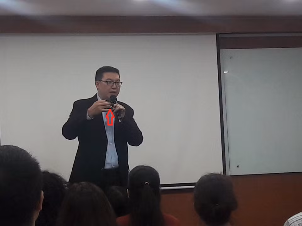 Can trong roi bay “hut tien” tu cong ty quang cao Khoi Nguyen Media-Hinh-5