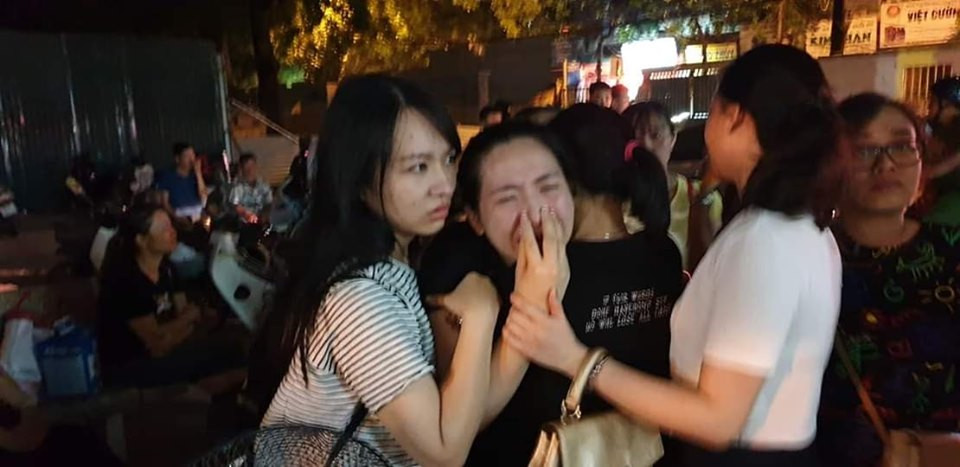 Hoc sinh bi bo quen tren xe tu vong: Truong Gateway co dang cho con hoc?-Hinh-3