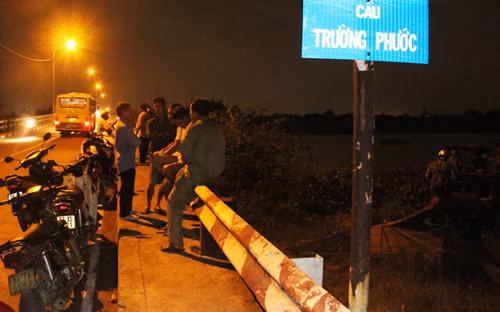 Vu lat ghe song Tac Vọ chòng nghèo cuu 3 mang nguoi-Hinh-3