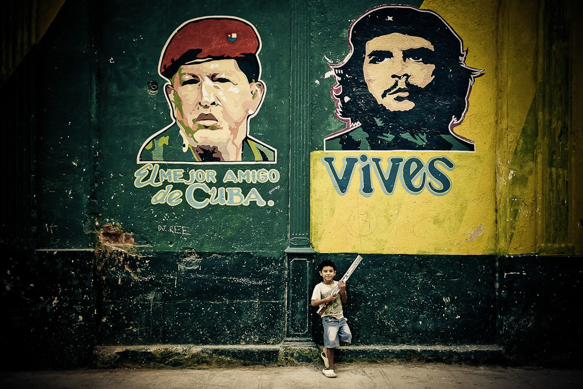 Havana được xem là trung tâm văn hóa - chính trị - kinh tế của cả nước dân số vào khoảng trên 2 triệu người. Khu phố cổ Havana là Di sản văn hoá thế giới đã được Unesco công nhận vào năm 1982 và nó cũng chính là di sản của đất nước và con người Cuba.