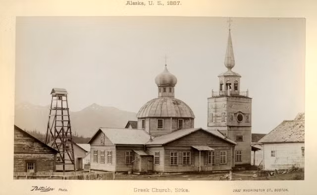 Một nhà thờ theo phong cách Hy Lạp ở Sitka.