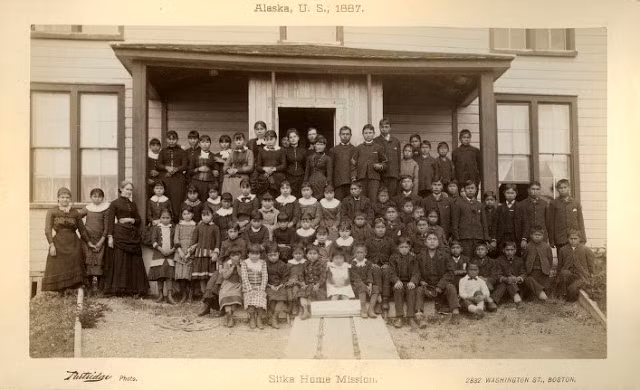 Các thành viên trong hội truyền giáo ở Sitka.