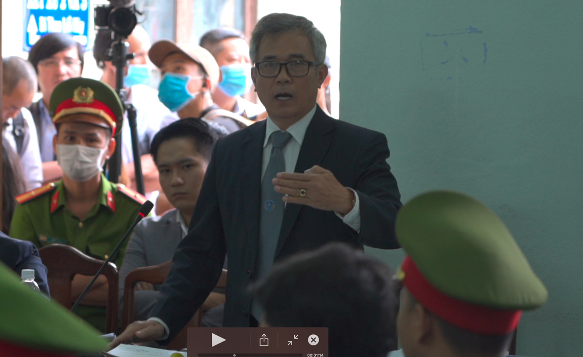 Xet xu bac si bi cao buoc hiep dam o Hue: De nghi dieu tra lai-Hinh-2