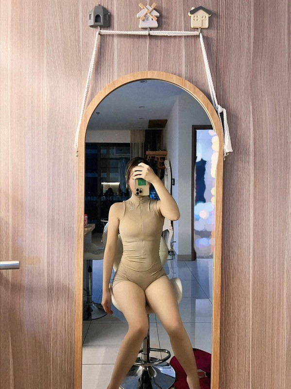 Hotgirl làng streamer này không ngừng phát triển bản thân và luôn cố gắng hoàn thiện mình qua từng ngày. (Ảnh: FBNV)