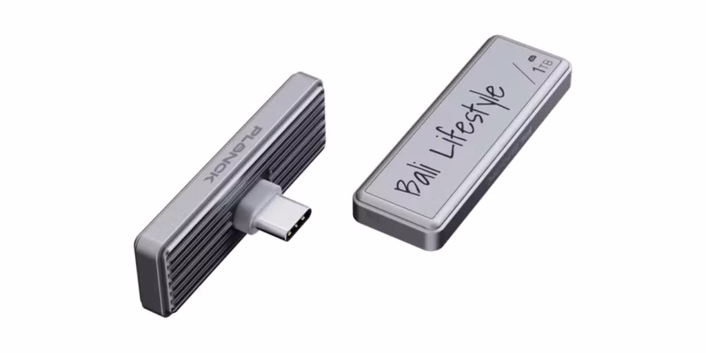 Planck SSD là ổ SSD di động nhỏ nhất thế giới, có kích thước chỉ bằng một gang tay. (Ảnh: 9to5Mac)