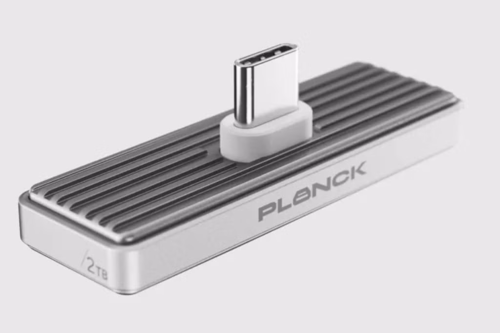 Giá bán của phiên bản 1 TB là 125 USD, trong khi phiên bản 2 TB có giá 199 USD.(Ảnh: ProVideo Coalition)