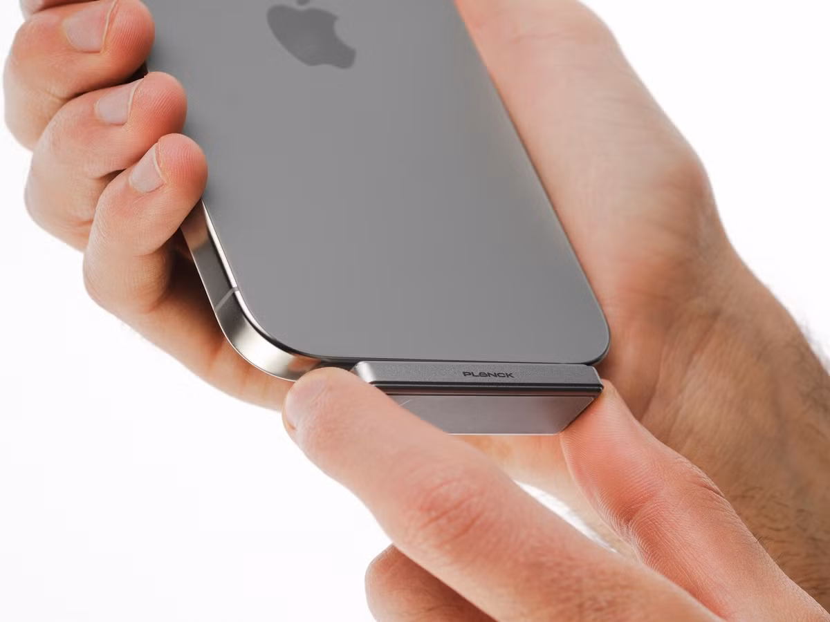 Thiết bị này được thiết kế đặc biệt cho smartphone, hỗ trợ cả Android và iPhone.(Ảnh: Notebookcheck)