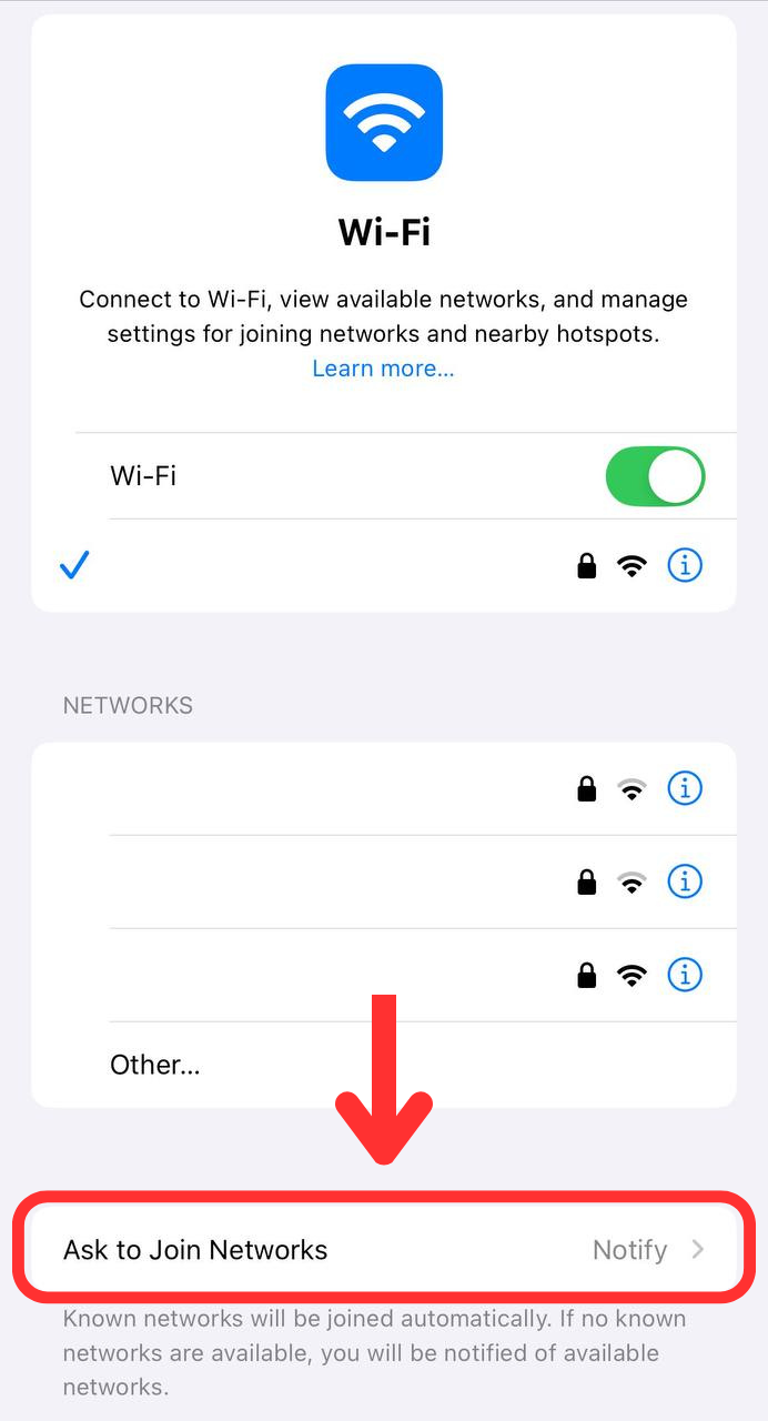 Để bảo vệ, người dùng nên tắt tính năng "Tự động kết nối Wi-Fi" trong Cài đặt &gt; Wi-Fi &gt; Hỏi để kết nối mạng. (Ảnh: Đời sống pháp luật)