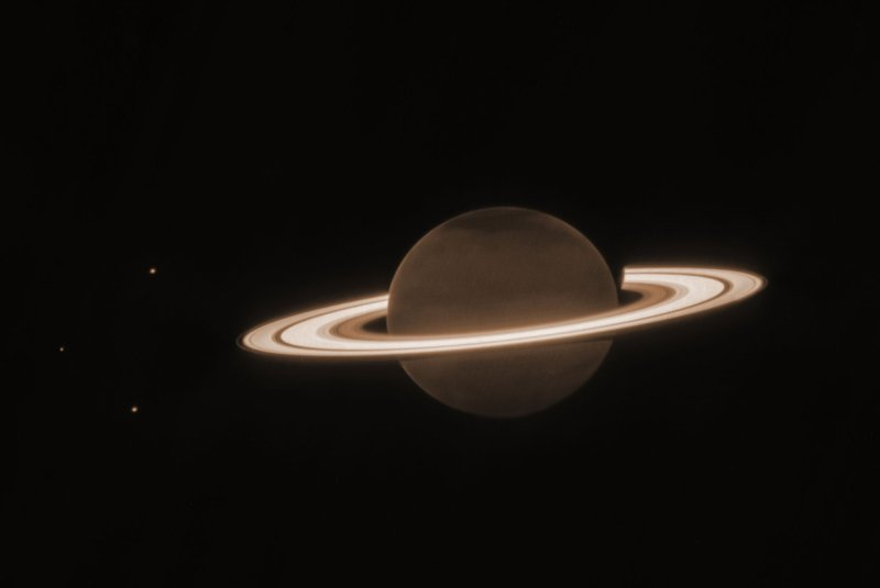 Oort Cloud được hình thành cách đây 4,6 tỷ năm khi các hành tinh khổng lồ như Sao Mộc, Sao Thổ bắn văng nhiều thiên thể nhỏ ra xa, tạo nên một vùng rộng lớn gồm hai lớp: lớp trong (2.000-5.000 AU) và lớp ngoài (tới 100.000 AU). (Ảnh: UPI)