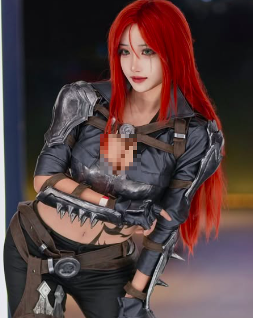 Không chỉ xinh đẹp, Liv Cos còn gây ấn tượng với những bộ cosplay nóng bỏng và tỉ mỉ. (Ảnh: IGNV)