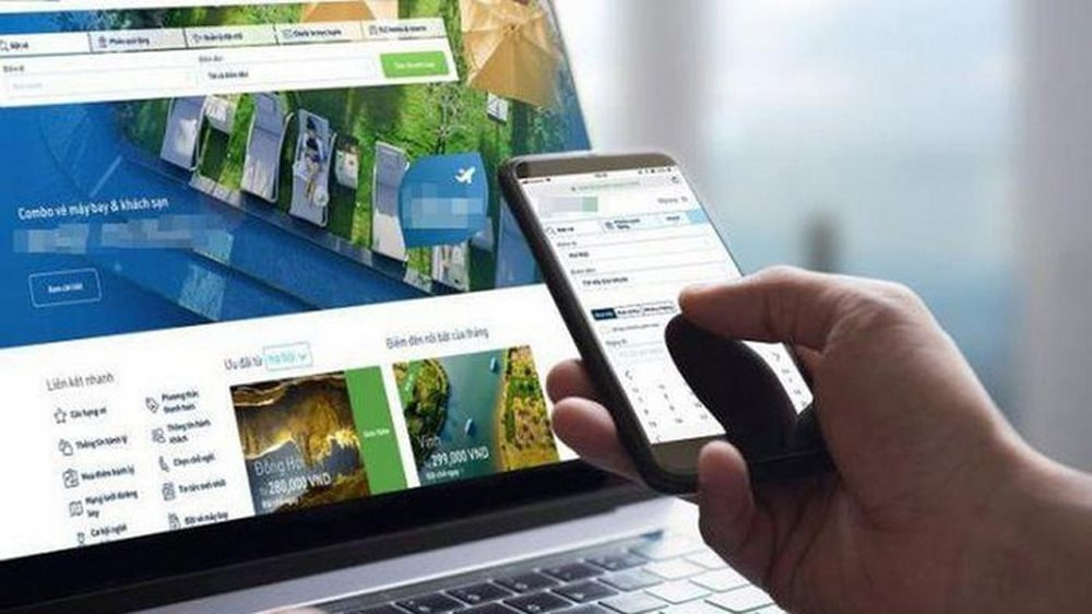 Chúng còn dùng kỹ thuật như cloaking (che đậy) để giấu nội dung thật khi kiểm tra bảo mật, khiến nạn nhân dễ dàng bị lừa mua hàng giả hoặc mất tiền. (Ảnh: Tạp chí Kiểm sát)