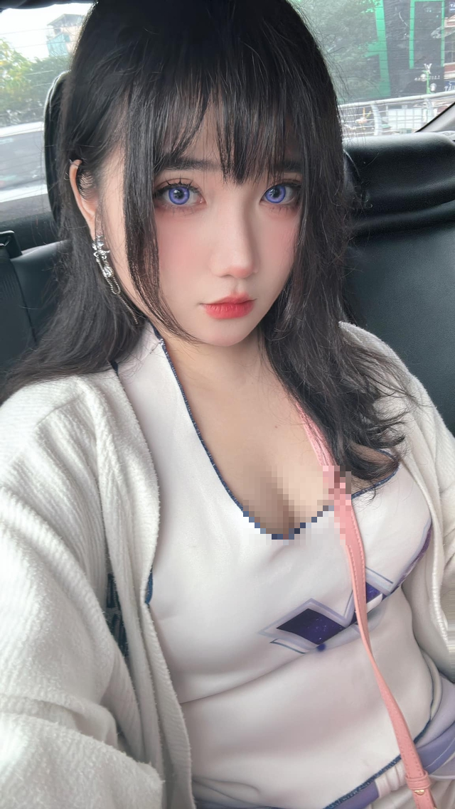 Sự tự tin và thần thái giúp Minh Khuê tỏa sáng trong từng bức ảnh cosplay. (Ảnh: motgame.vn)