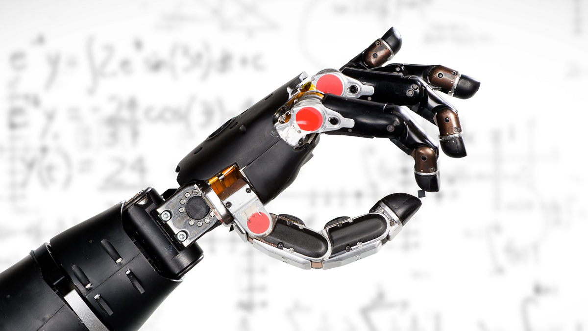 1. Tay điện tử điều khiển bằng ý nghĩ giúp người khuyết tật có thể cử động linh hoạt như tay thật. Đây là một trong những phát minh khiến thế giới sửng sốt trong 10 năm tới. (Ảnh: DARPA)