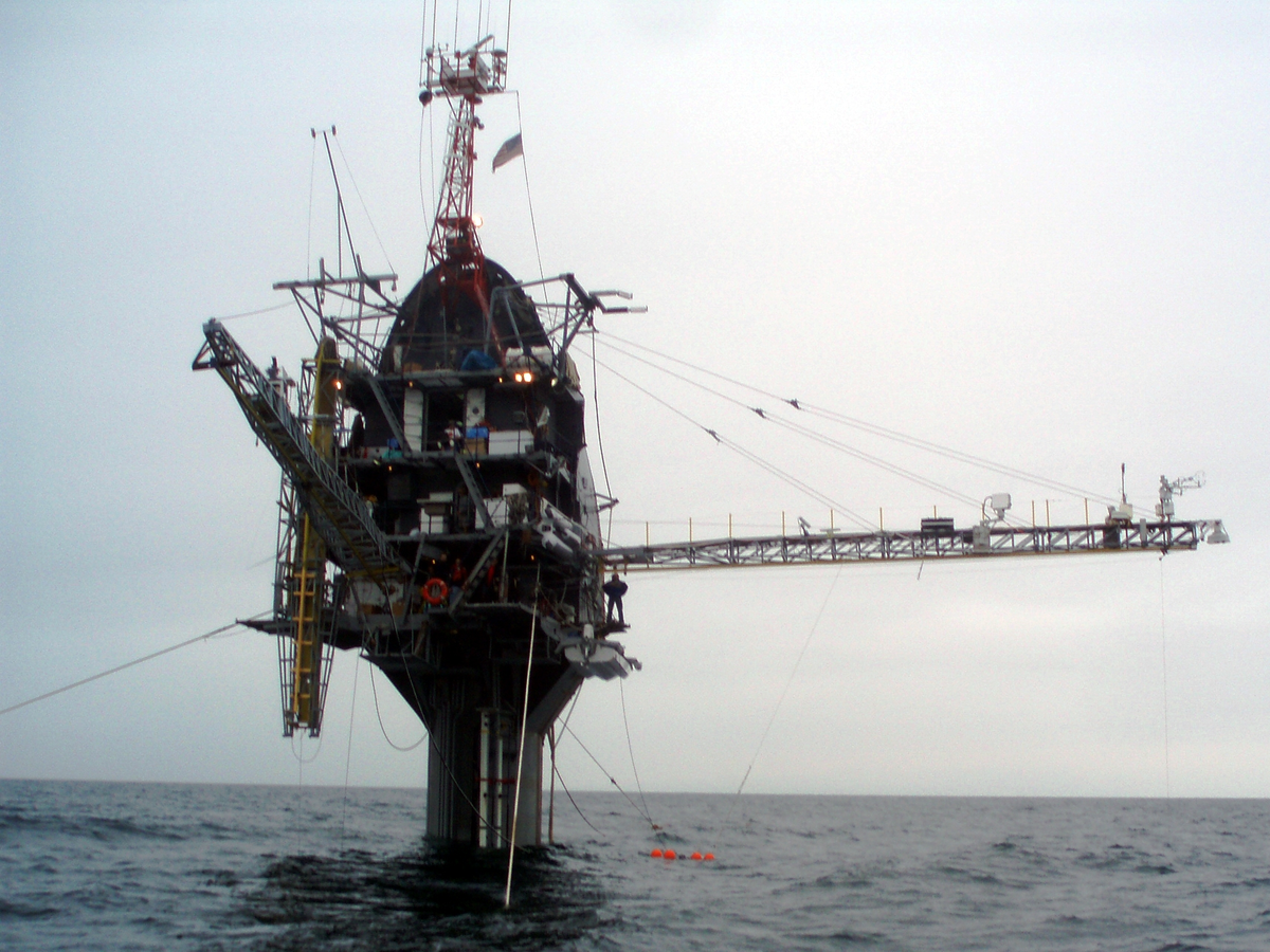 RP FLIP là con tàu nghiên cứu độc nhất vô nhị, có thể “bốc đầu” thẳng đứng 90 độ trên đại dương mà không bị chìm. (Ảnh: wikipedia)