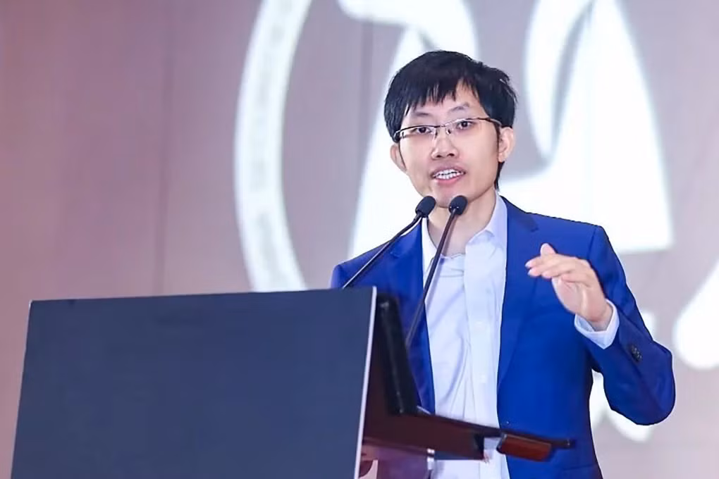 CEO Liang Wenfeng của DeepSeek có chiến lược tuyển dụng khác biệt so với các Big Tech Mỹ. (Ảnh: South China Morning Post)