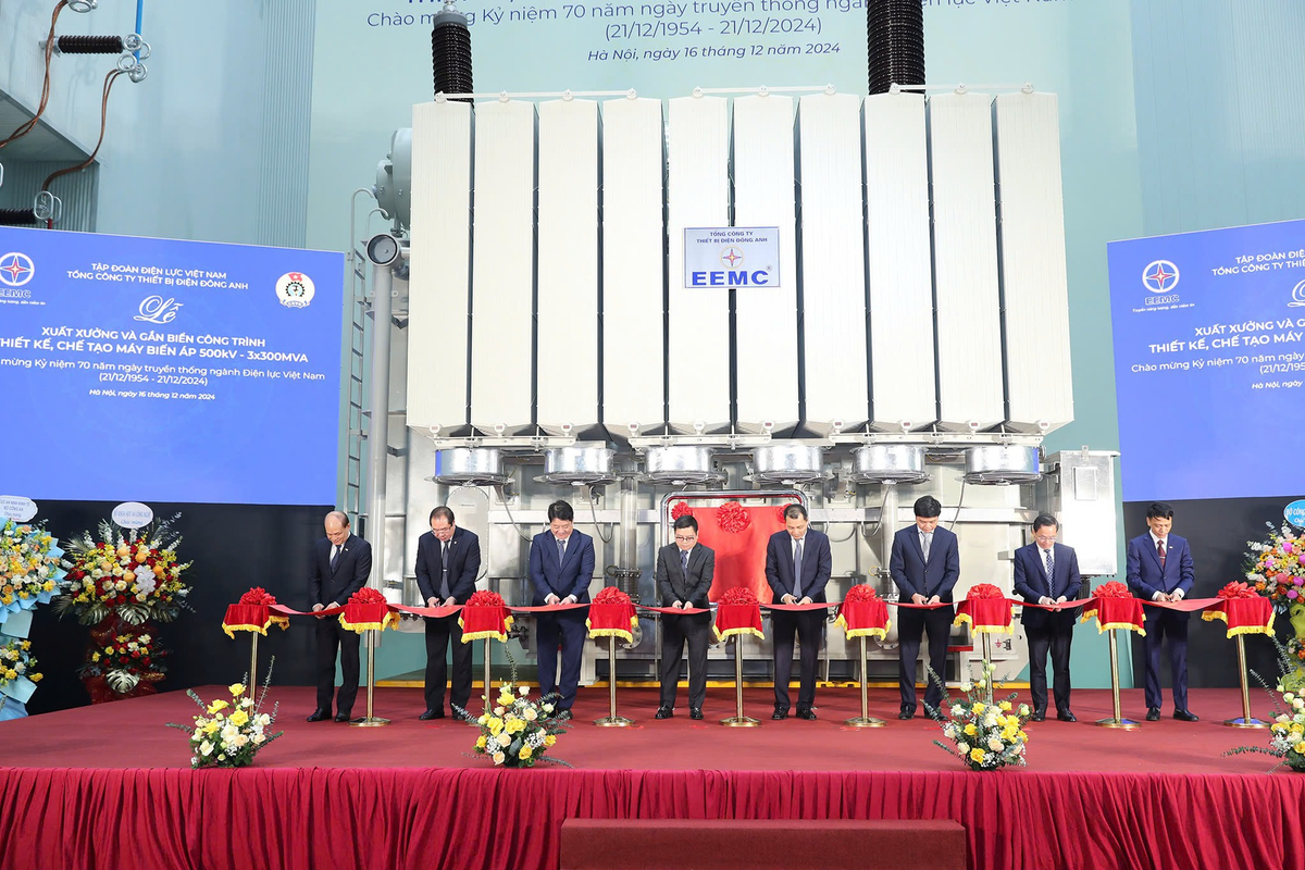 Tổng công ty Thiết bị điện Đông Anh (EEMC) là đơn vị thực hiện dự án, với sự hợp tác và giám sát từ các chuyên gia Nga để đảm bảo tiêu chuẩn quốc tế.(Ảnh: EEMC)