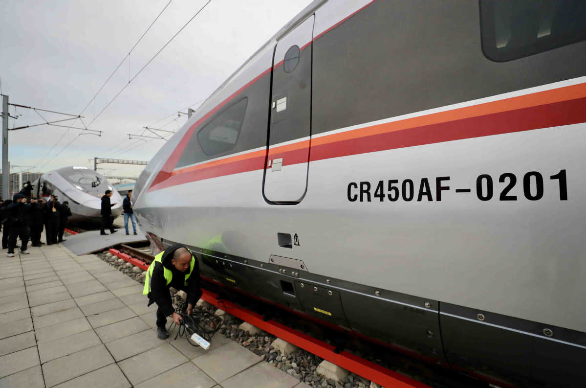 Đến năm 2035, Trung Quốc đặt mục tiêu nâng tổng chiều dài mạng lưới tàu cao tốc lên 65.000 km với vốn đầu tư khổng lồ. (Ảnh: China Daily)