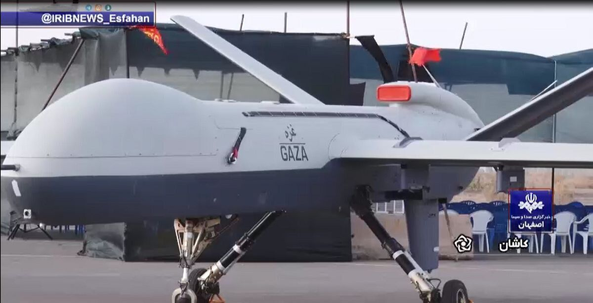 UAV Gaza có sải cánh 22m, trọng lượng cất cánh 3.100 kg, có thể bay với tốc độ 350 km/h và hoạt động ở độ cao trên 10.500 m.(Ảnh:en.irna.ir)