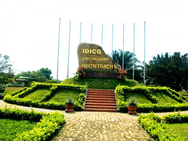 Biết gì thương vụ bán tài sản và đất của Lock & Lock Vina cho KCN Đồng Nai? Biet gi thuong vu ban tai san va dat cua Lock & Lock Vina cho KCN Dong Nai?