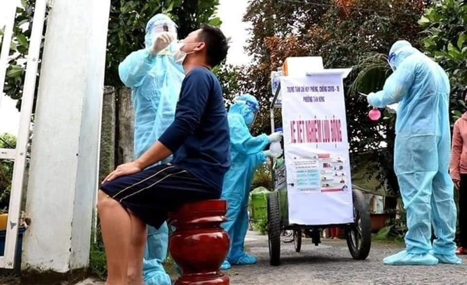 Dưới phần bình luận, nhiều cư dân mạng còn đùa rằng có thể không ít người sẽ bị lừa khi vô tình gọi xe cá viên, cà phê, chuối nướng… vào nhà để mua. Ảnh: Facebook