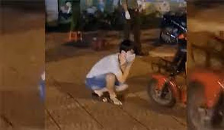 Trước đó, không ít những trường hợp xử phạt ngày giãn cách xã hội cực bá đạo từng được cộng đồng mạng chia sẻ và nhận về không ít bình luận hài hước.