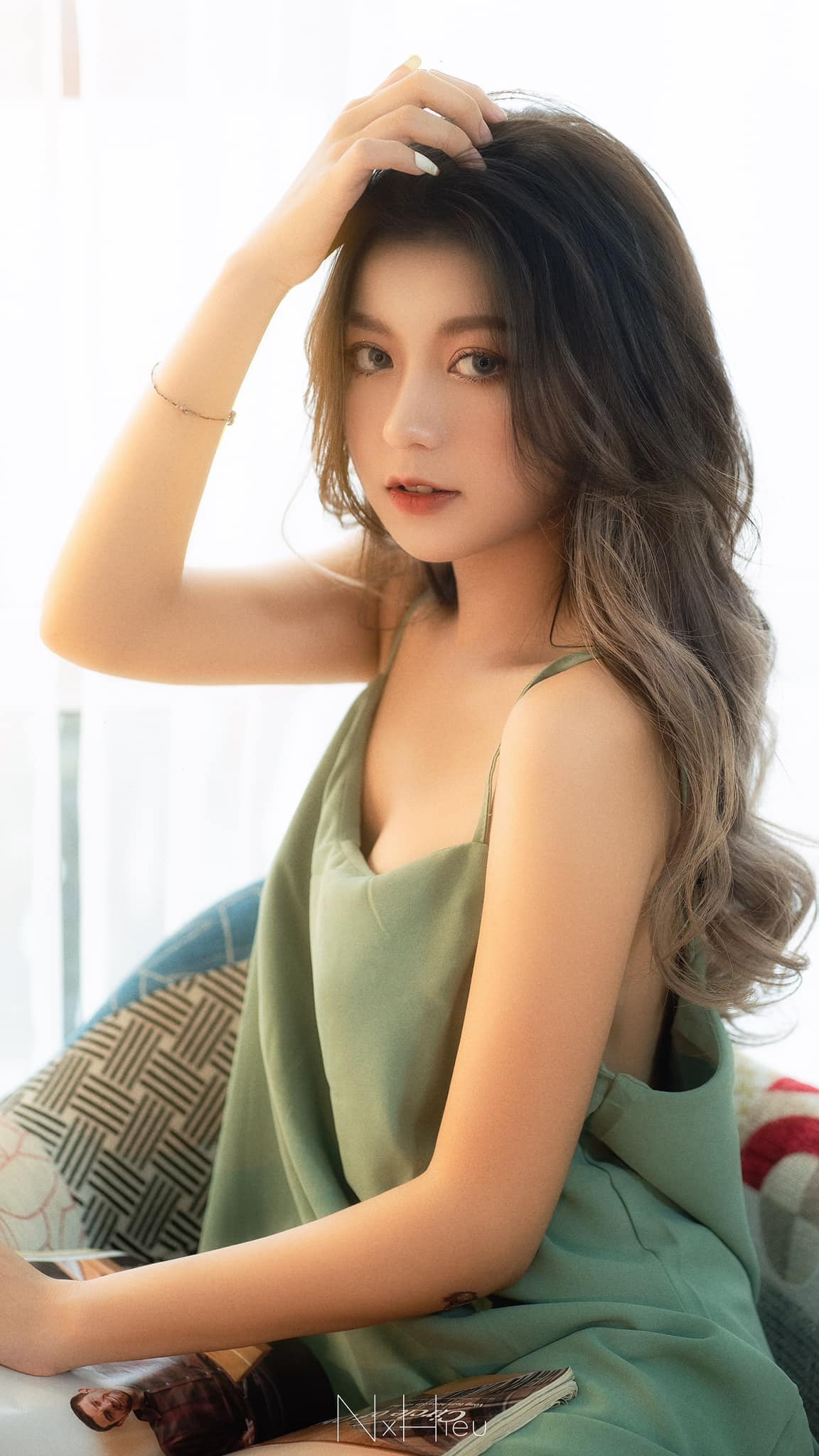 Trang Lucy hiện tại cũng là gương mặt "nổi đình đám" trên mạng xã hội TikTok. Cô nàng hút fan bởi vẻ đẹp nữ tính, nhẹ nhàng nhưng tính cách lại năng động và hoạt bát.