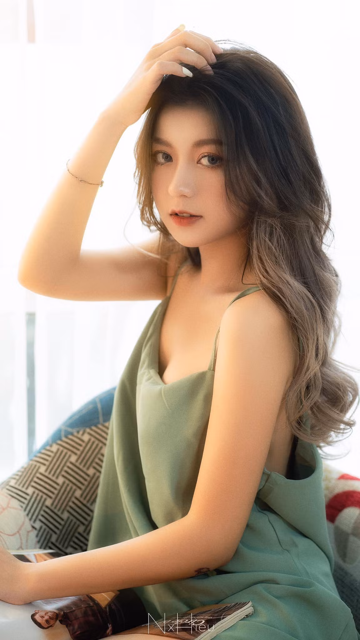 Trang Lucy hiện tại cũng là gương mặt "nổi đình đám" trên mạng xã hội TikTok. Cô nàng hút fan bởi vẻ đẹp nữ tính, nhẹ nhàng nhưng tính cách lại năng động và hoạt bát.