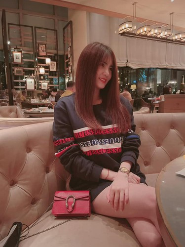 Trên trang cá nhân của mình, cô nàng hiếm khi đăng công khai hình ảnh cá nhân, thường chỉ chia sẻ các món ăn hay công việc thiện nguyện. Ảnh: Tổng hợp