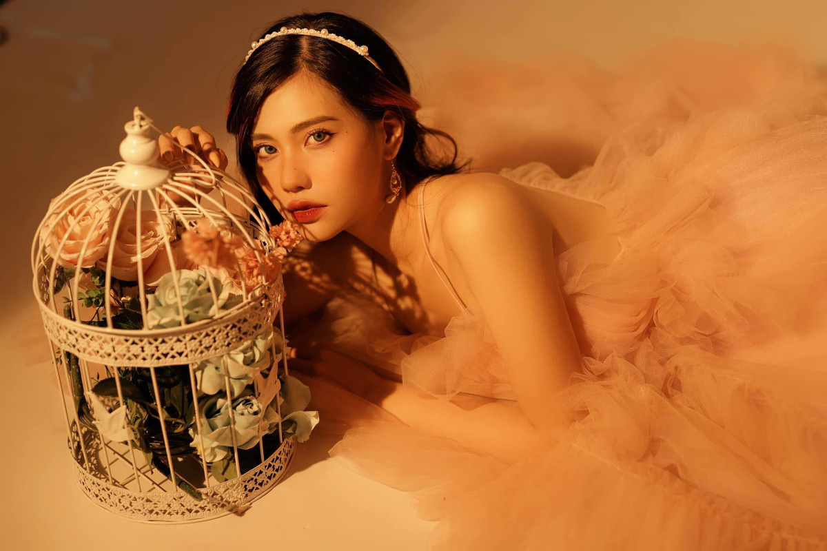 Không chỉ nhờ nội dung mới mẻ mà lối nói chuyện hài hước của của cô nàng cũng là yếu tố then chốt để cộng đồng mạng theo dõi ngày một nhiều hơn.