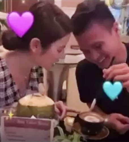 Ngay khi thông tin lan truyền, tất cả thông tin về "bồ mới" của Quang Hải liên tục bị cư dân mạng săm soi.