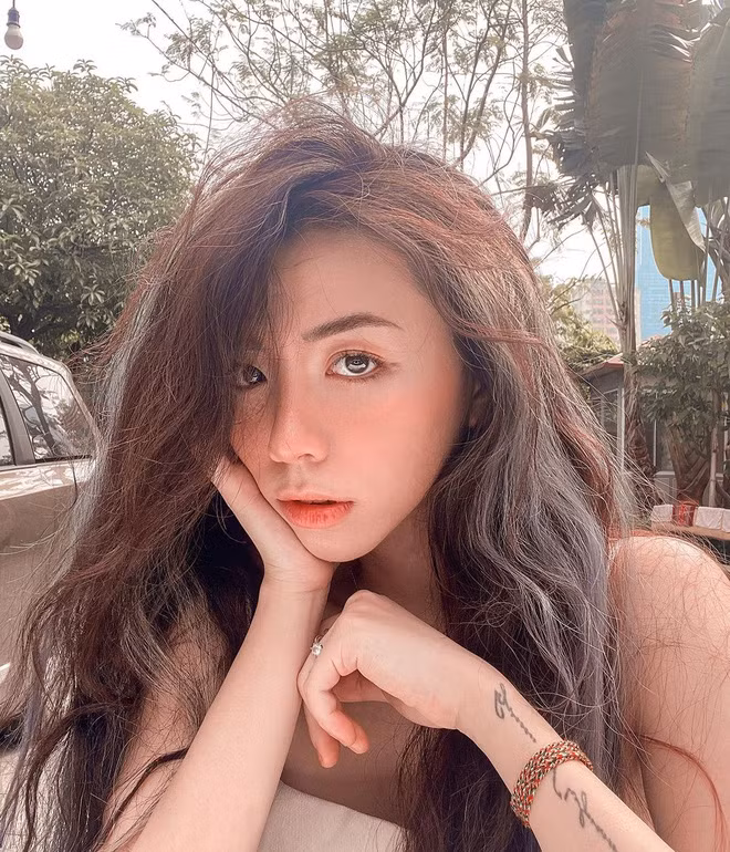 Sau 3 năm du học ở Úc, Tô Sa đã về nước và chuẩn bị làm việc trong ngành du lịch - khách sạn.