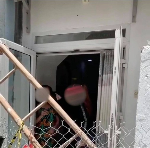 Trước đó, công an quận 4 cho biết bà N có dấu hiệu trầm cảm do chuyện tình cảm. Cơ quan chức năng đã đưa bà N vào diện quản lý theo quy định.