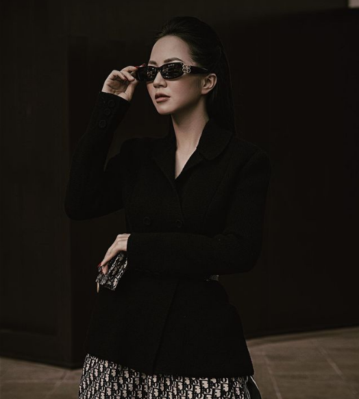 Ngoài ra, theo thông tin được biết gia đình Phương Nguyễn cũng là chủ một villa thuộc hàng xa xỉ, chuyên để cho thuê ở Sóc Sơn (Hà Nội).