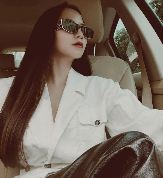 Trên MXH, Phương Nguyễn nhận được sự quan tâm không nhỏ của netizen với gần 52 ngàn lượt theo dõi.