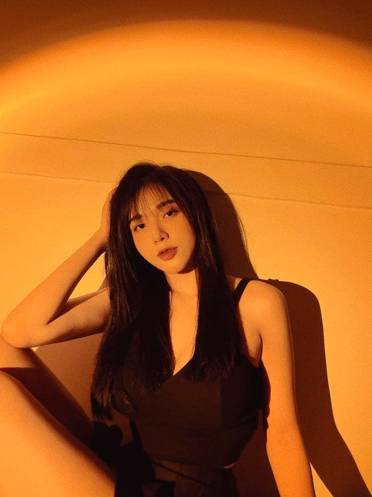 Không giống như nhiều gái xinh trên MXH, Gia Hân thi thoảng mới diện trang phục gợi cảm khoe dáng nuột.