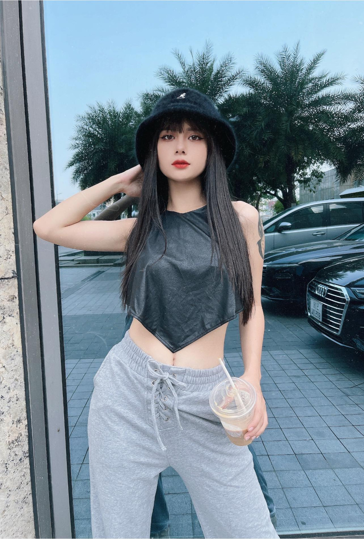 Hot girl thành Vinh sở hữu chiều cao khá ấn tượng, 1m67.