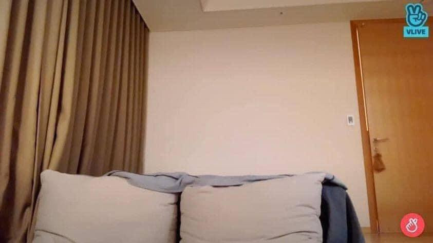 Những buổi học trở nên thú vị qua những chiếc background "hợp mốt" và những filter "đi vào lòng người".