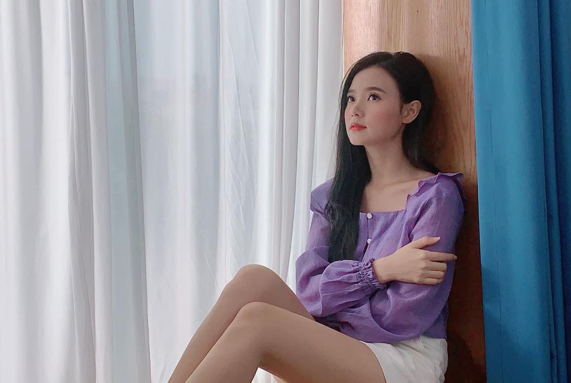 Tuy nhiên, hot girl Midu lại sở hữu thân hình quá mảnh mai, nhiều người thậm chí còn cho rằng cô nàng hơi gầy gò.