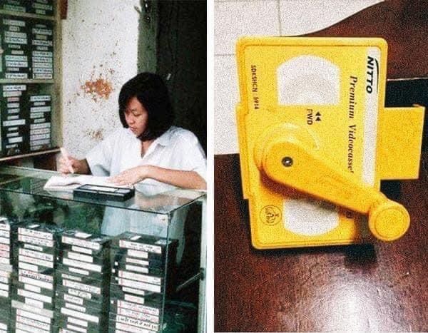 Ngày ấy muốn xem phim hoạt hình hay phim chưởng là phải chạy ra mua băng phim to to này đây.