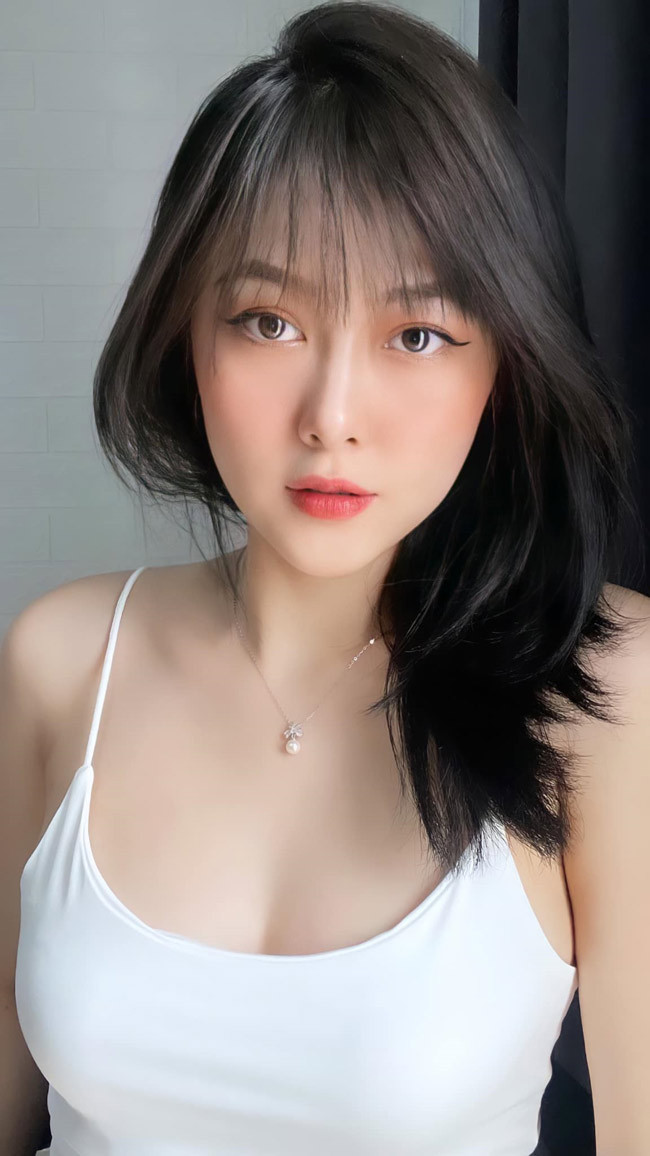 Trà My là gương mặt khá nổi trên mạng xã hội với hơn 50.000 lượt theo dõi trên Facebook.