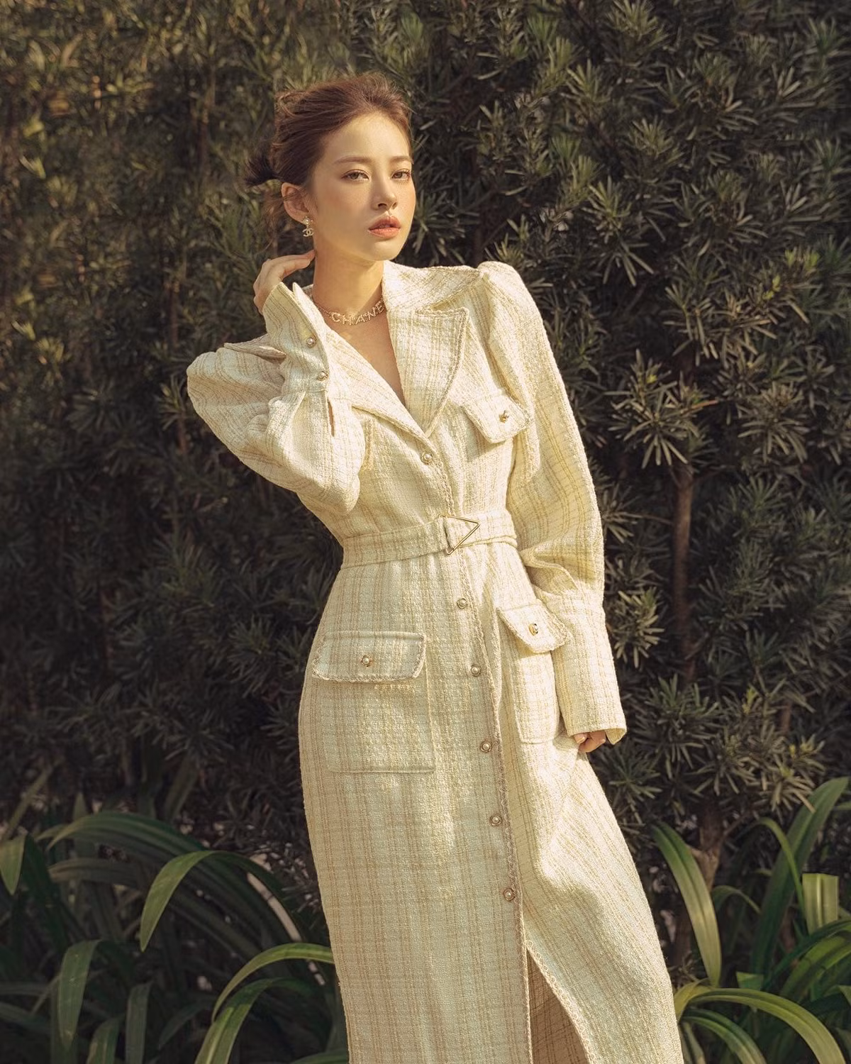 Cô có gương mặt sáng, từng thực hiện nhiều bộ ảnh thời trang tại Hà Nội.