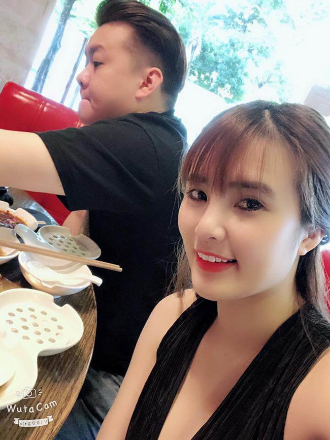 Theo đó, chị vợ đã 2 lần tố cáo đích danh Khánh Chi, chỉ trích cô làm người thứ 3 còn công khai thách thức, khiến Khánh Chi phải "ở ẩn" một thời gian.