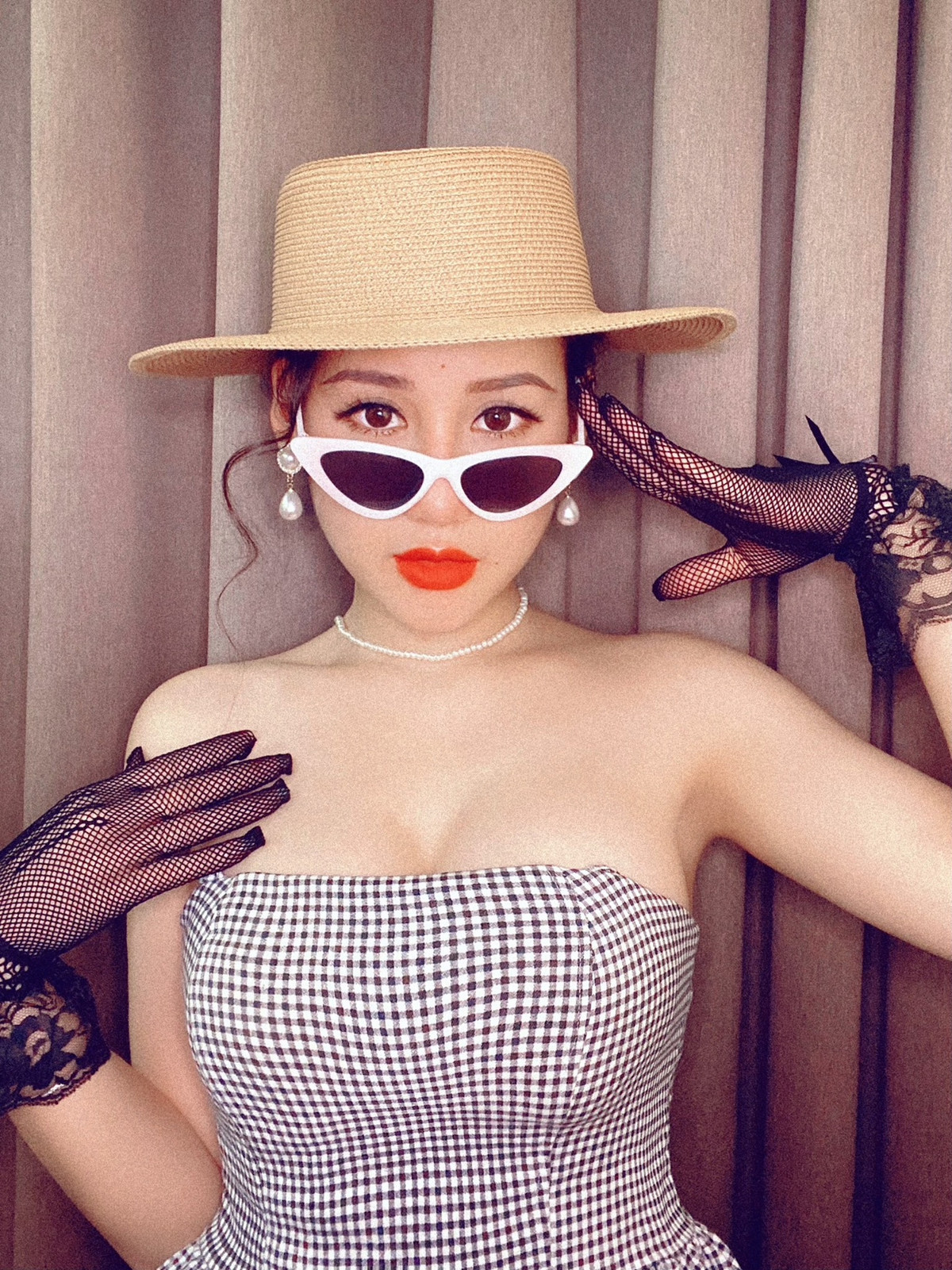 Người đẹp thừa nhận bản thân khá đa dạng trong phong cách thời trang.