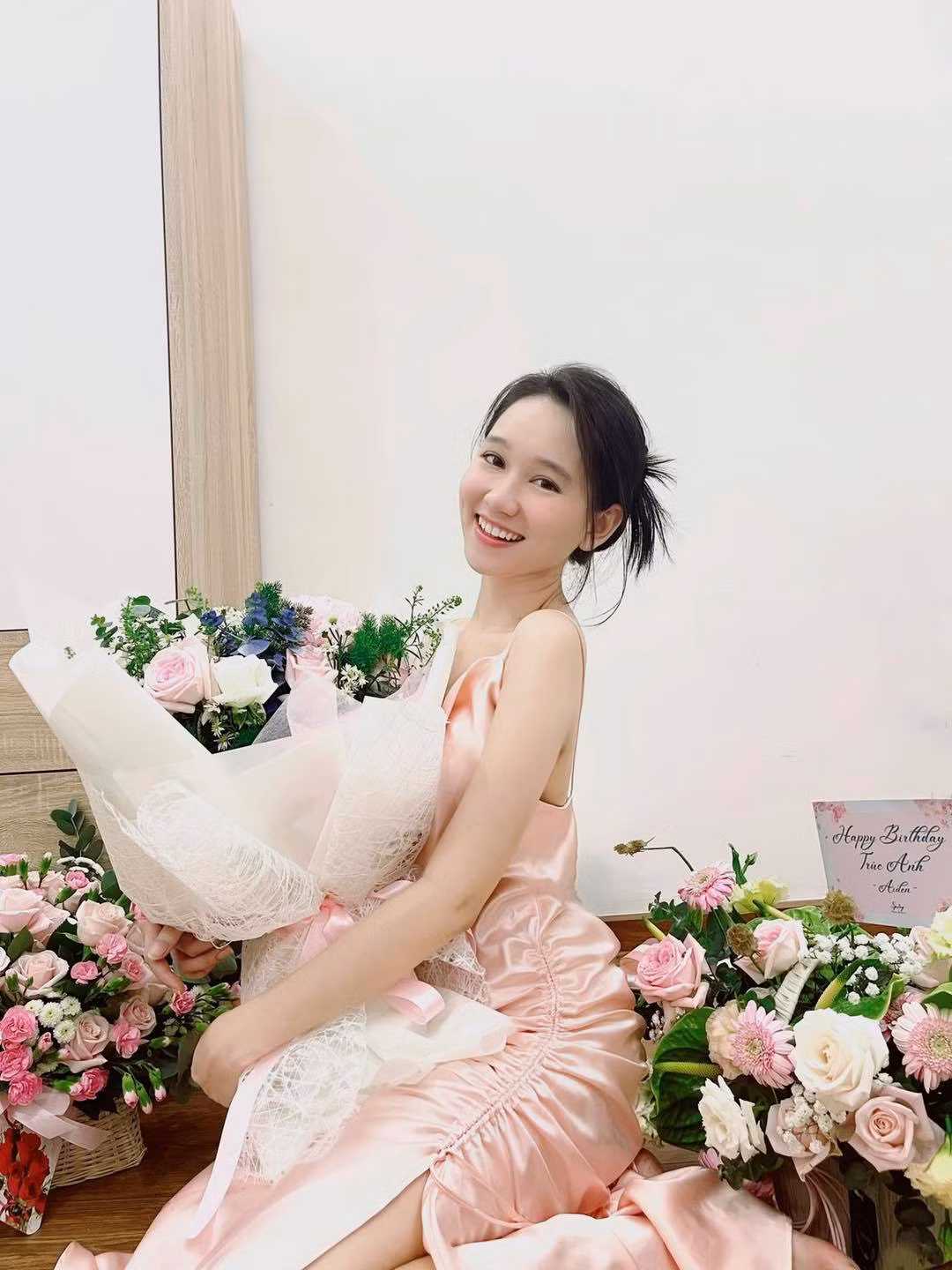 Sinh nhật tuổi 23, hot girl “Mắt biếc” đẹp tựa tình đầu Sinh nhat tuoi 23, hot girl “Mat biec” dep tua tinh dau