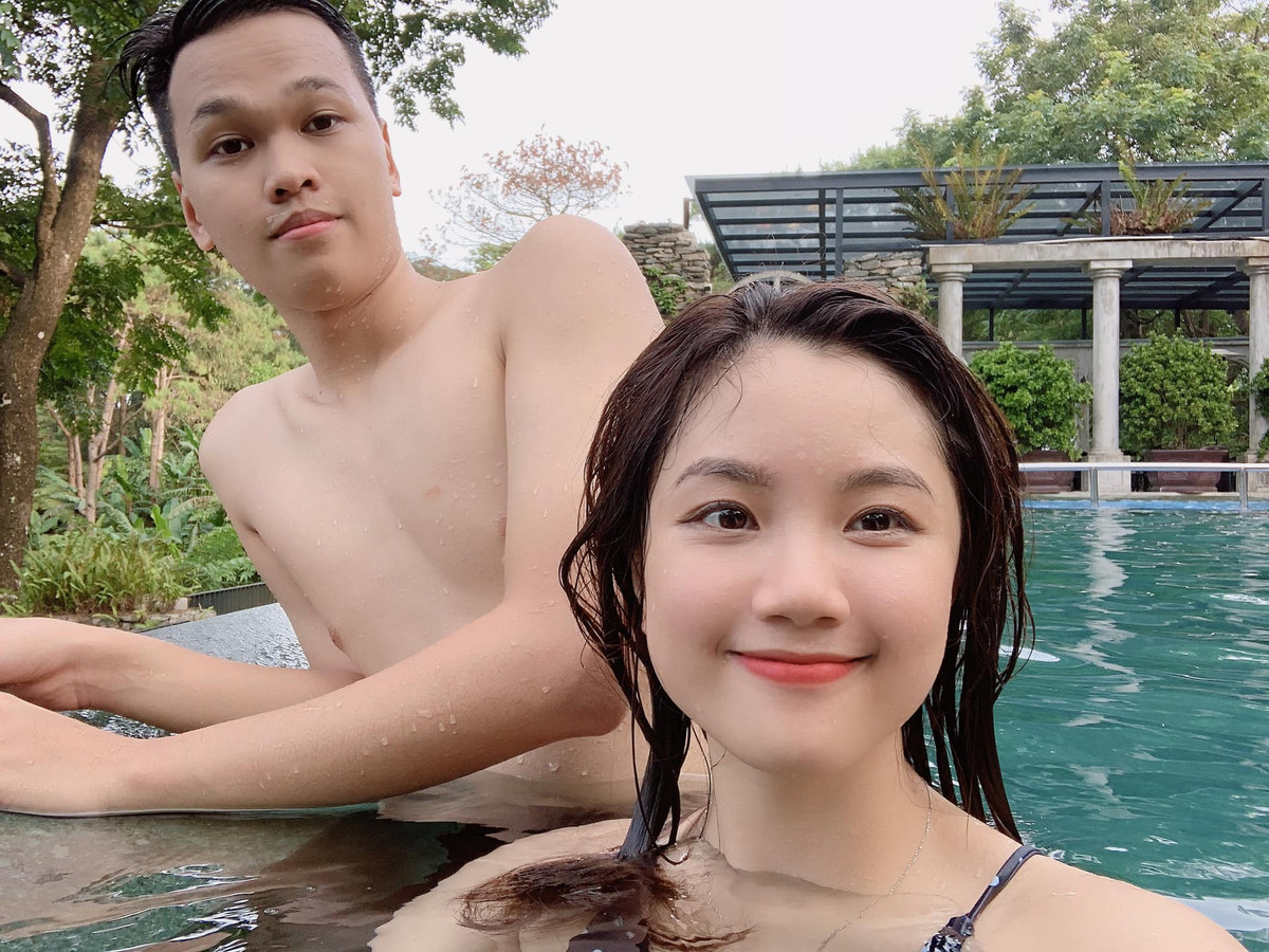 Là game thủ tài năng, "thần đồng" AoE Chim Sẻ Đi Nắng là game thủ có sức ảnh hưởng lớn nhất của cộng đồng đế chế Việt.