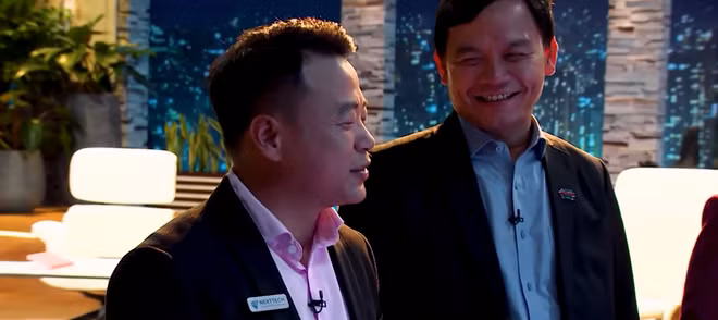 Được biết, câu nói "Ăn uống, các thứ thì vợ lo hết rồi" của Shark Phú xuất hiện từ tập 15 Shark Tank mùa 4 lên sóng ngày 9/8. Lúc đó, startup đã đem đến một thử thách là các Shark phải phân chia các số thẻ mình có vào 5 bình như đầu tư, giáo dục, tiết kiệm, tiêu dùng, thiết yếu tượng trưng cho cách phân bổ tiền bạc của mình vào các lĩnh vực ấy.