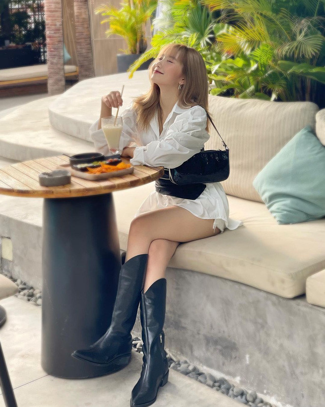 Mới đây, nữ TikToker này lại khiến cư dân mạng tranh cãi dữ dội khi đăng story kêu gọi fans vào group 18+ của chính mình.